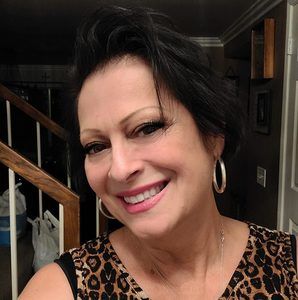 Meet your Posher, Christalee